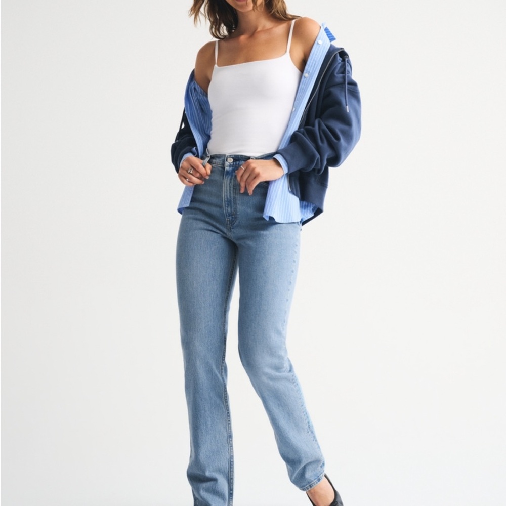 Abercrombie 90’s straight ultra high rise curve love Jean